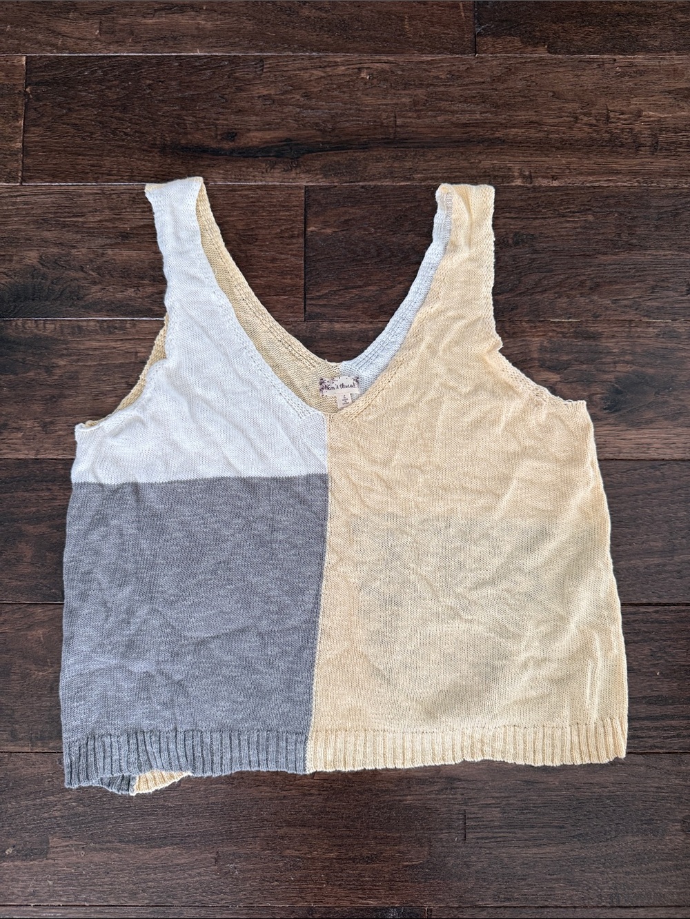 Hem & Thread Cream, Gray and White Colorblock V-Neck Tank